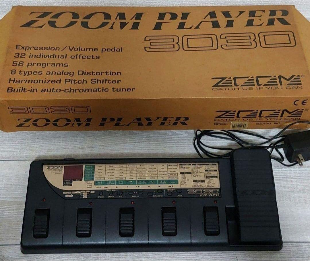Fender サンバースト & ZOOM PLAYER 3030 　セット