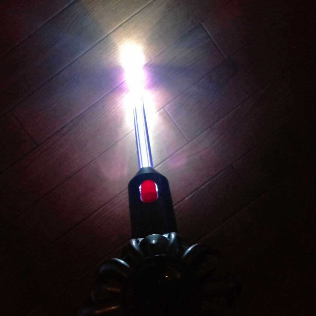 稼働中＆本日限り充電器付きＬＥＤノズル付V8 純正Slimスティッククリーナー