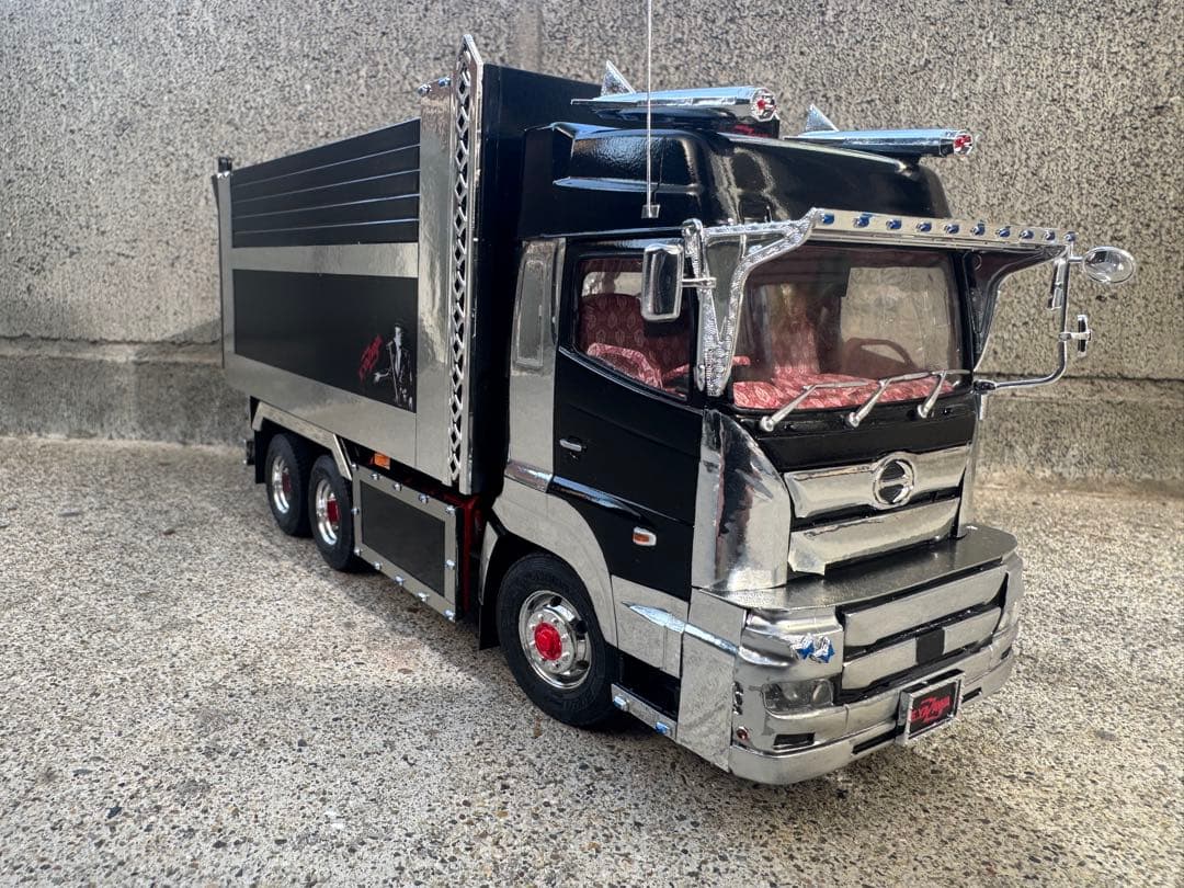 信*郎様 値下げ　アオシマ 1/32 深箱ダンプ改17プロフィア　YAZAWA仕