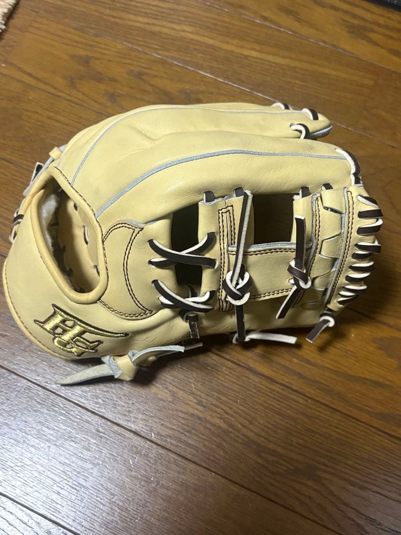 ペ*ョ様 ハイゴールド　硬式グローブ　技極　内野手用　湯もみ型付け済み