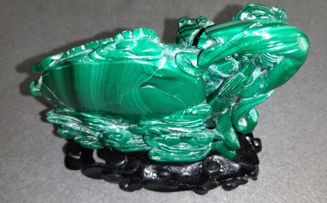 クジャク石【マラカイト】吉祥天女像台座 極細工 逸品 置物