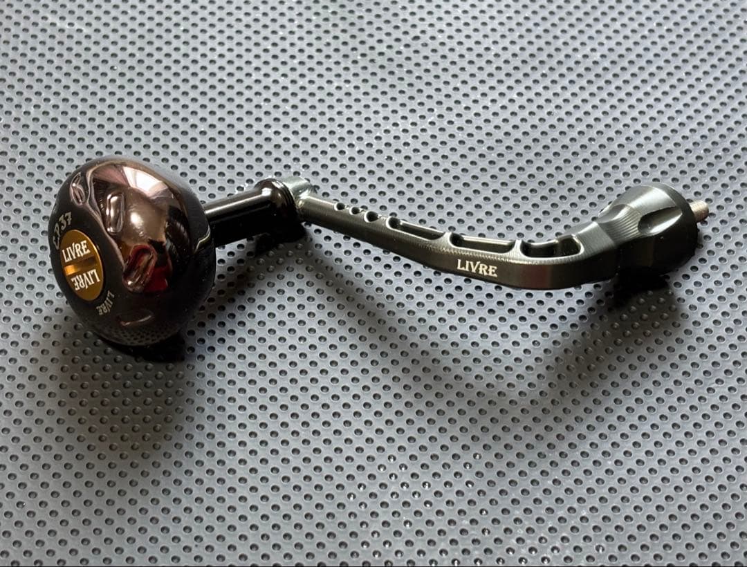 限定LIVRE モノアーム56 ノブ 黒軸 コッパーG シマノ