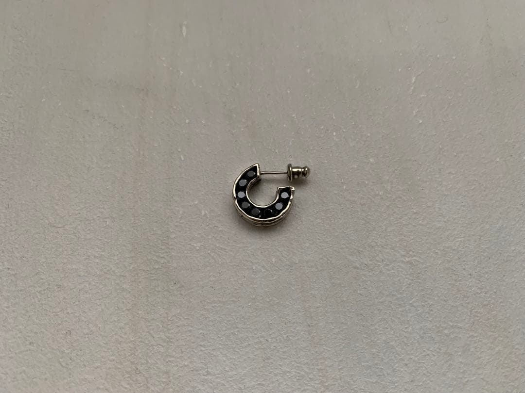 ［AKira07］『e.m.』ブラックジルコニア　フープピアス