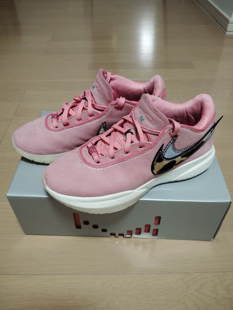 NIKE バスケットボールシューズ LEBRON XX EP