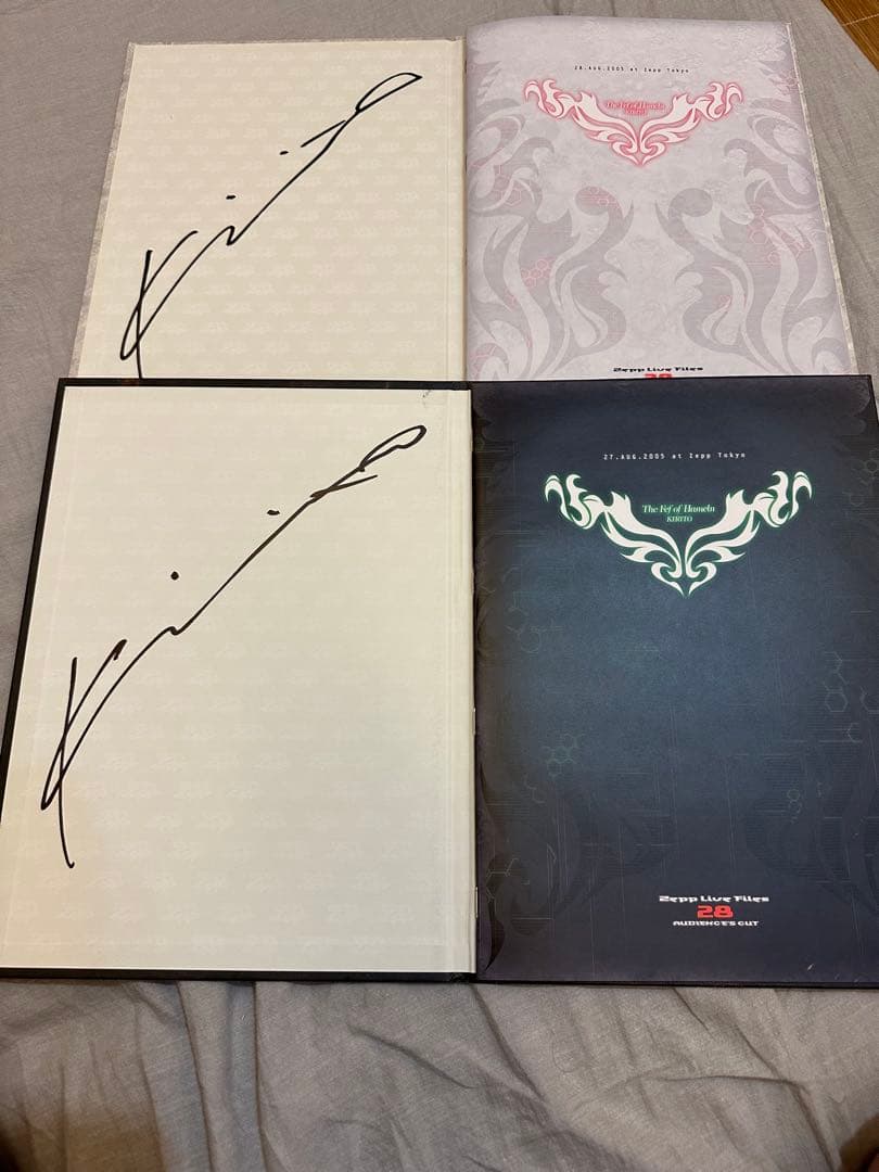 最終値下げ KIRITO キリト 直筆サイン入り写真集　PIERROT