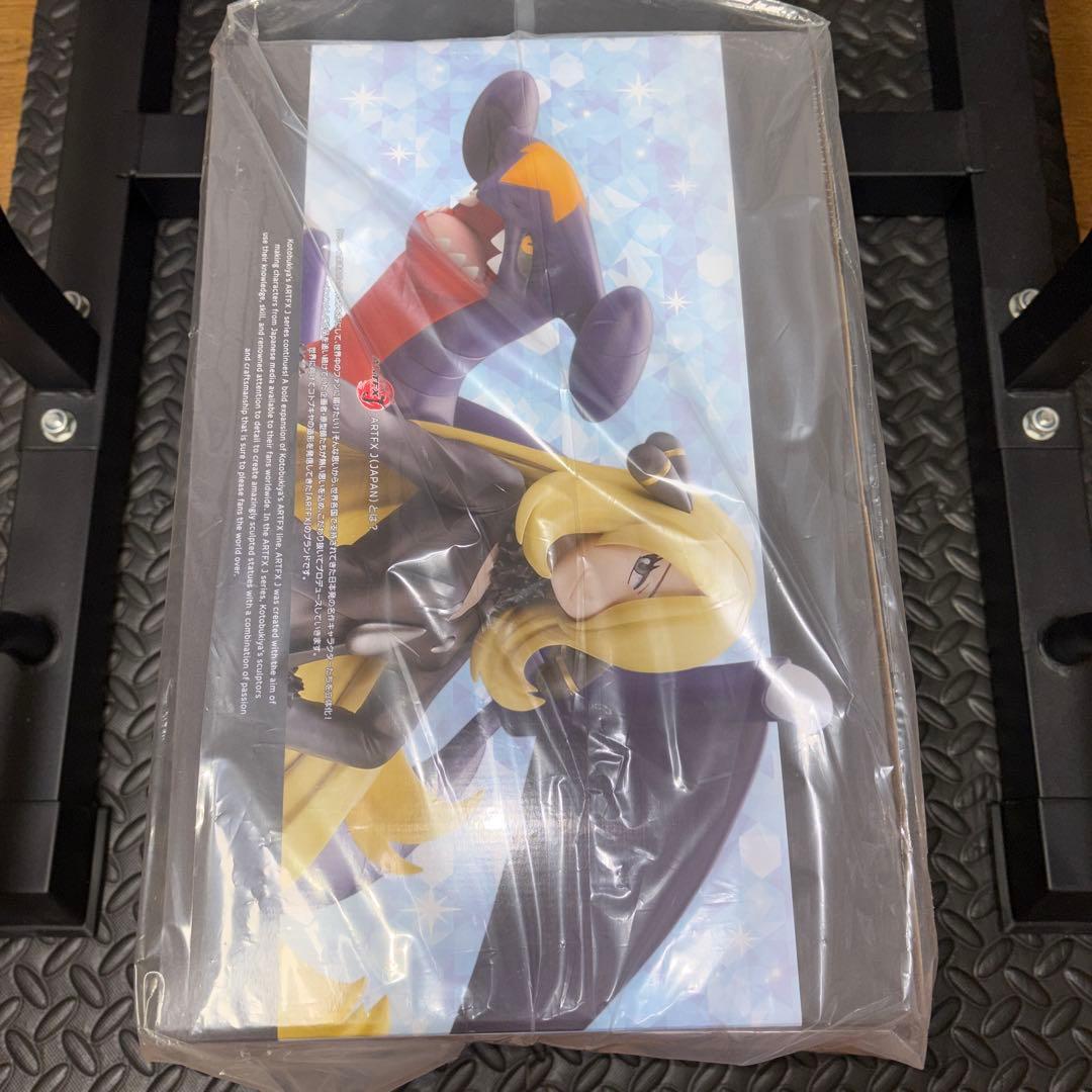 シロナ with ガブリアス 1/8スケールフィギュア　未開封