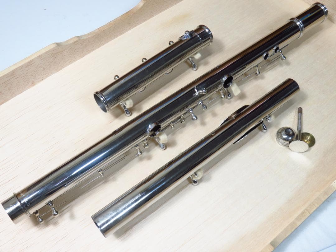 全タンポ＆ヘッド・コルク交換済　フルート　Nikkan　FL-23　Eメカ付き