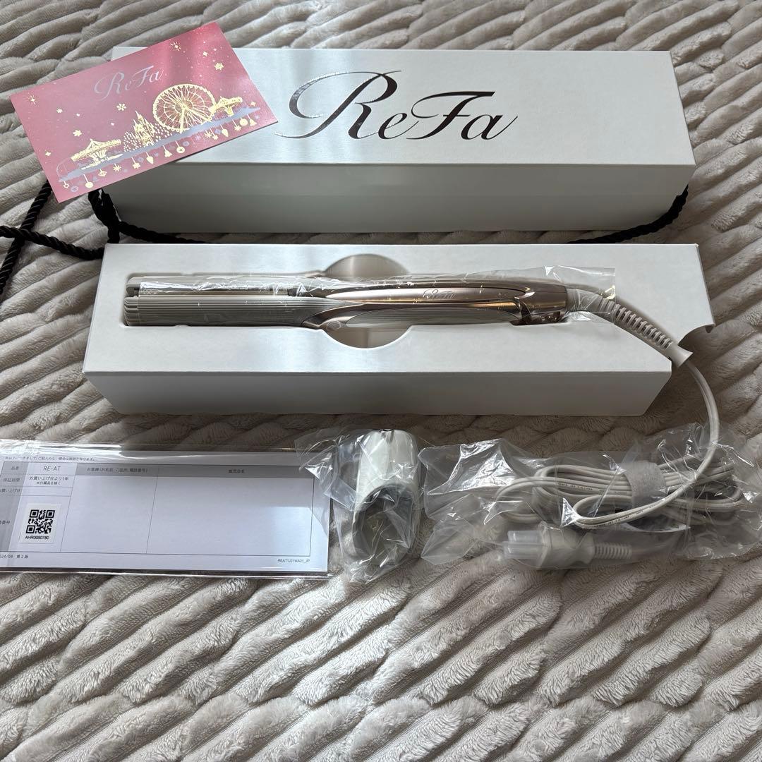 【新品未使用】リファ　ストレートアイロン　プロ　アイボリー