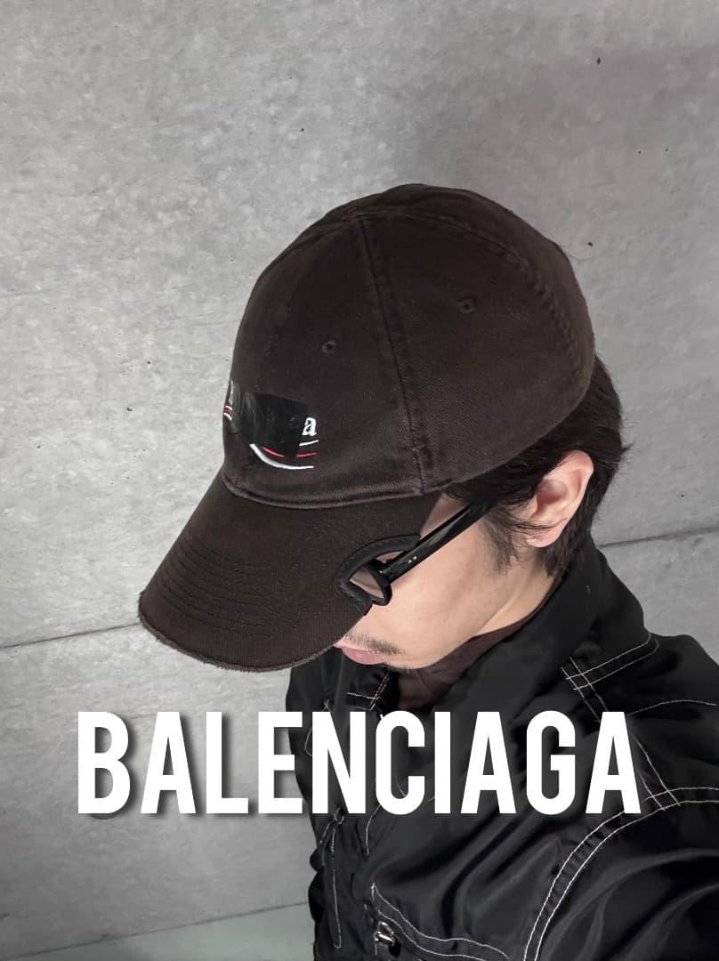 BALENCIAGA キャップ 黒 正規ダメージ加工 デザイン系 希少