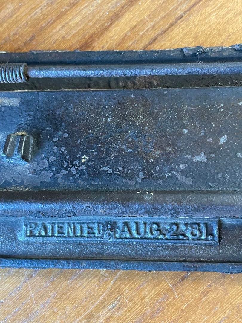 イギリス　アンティーク　郵便受け　ポスト　受け口　Letter 140年　レア