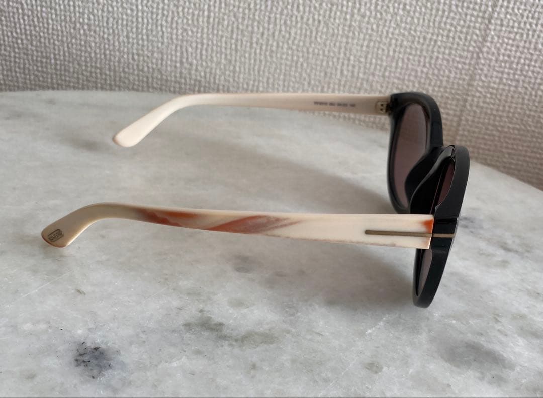 TOMFORDサングラス/男女兼用/ホワイト×ブラック/トムフォード