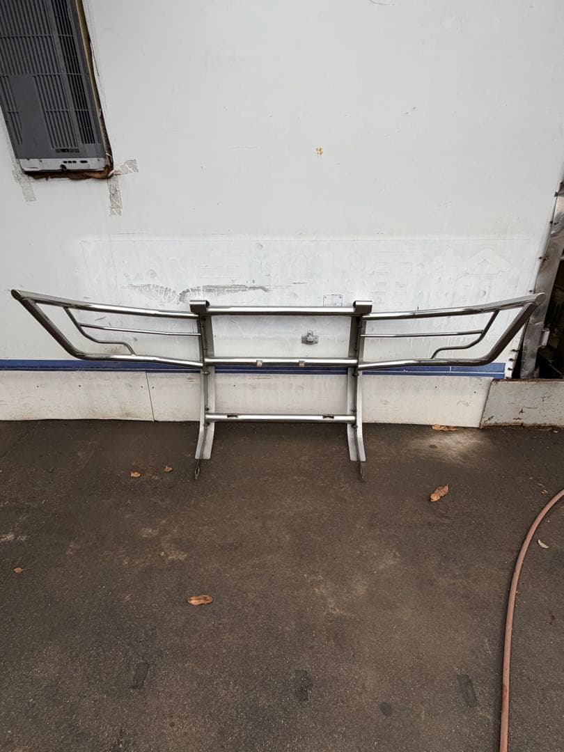 三菱 デリカD:5 フロントガードバー ブルバー ステンレス 中古