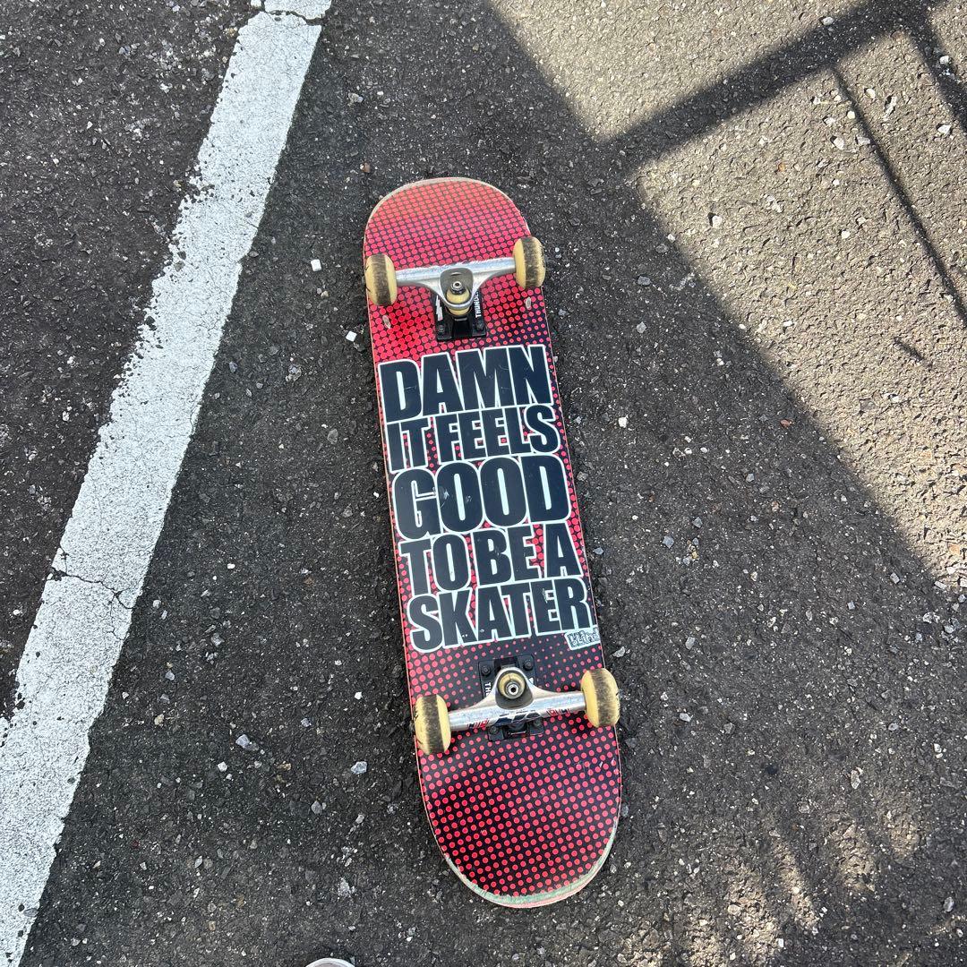 スケートボード コンプリート 赤黒ドット
