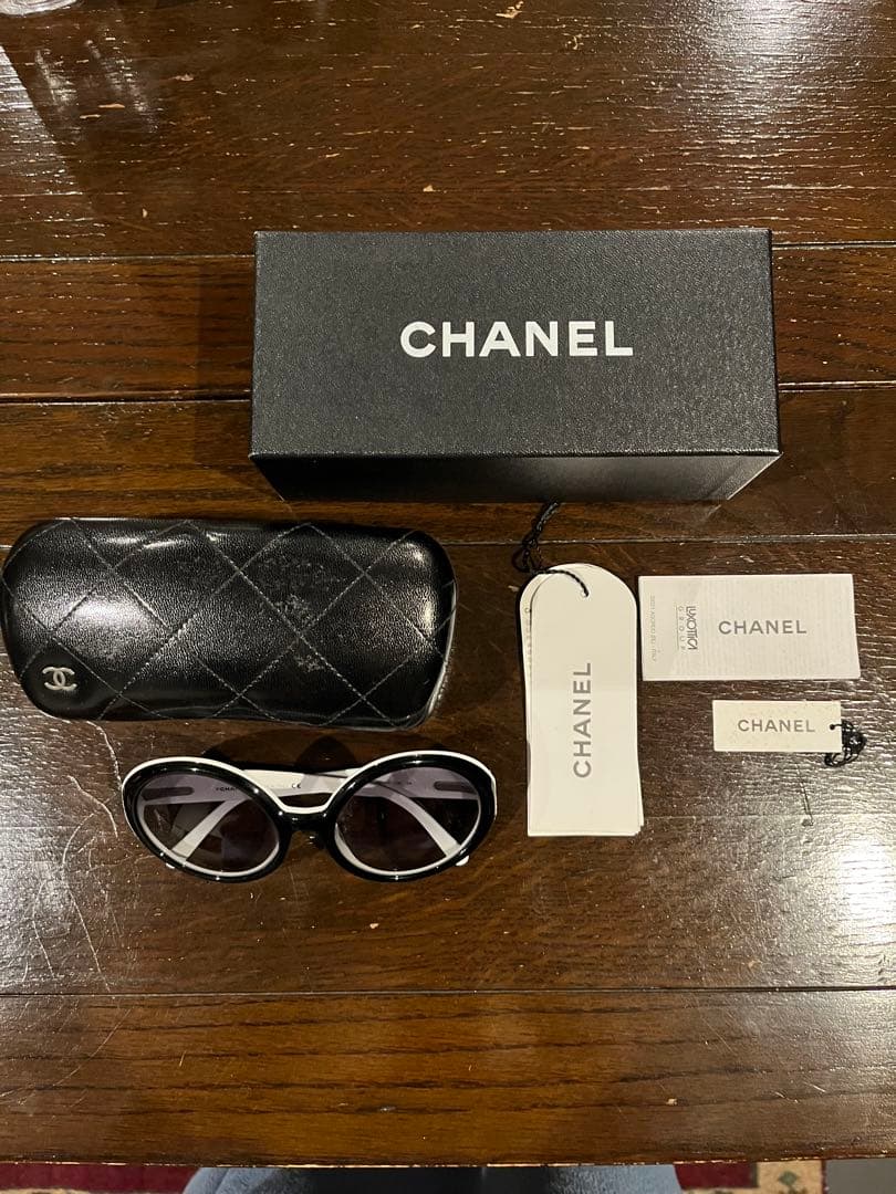 ビンテージ　CHANEL バイカラー　サングラス　箱付き　マトラッセココマーク
