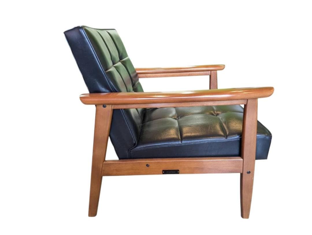 カリモク60　Kチェア1シーター W36140 スタンダードブラック　①