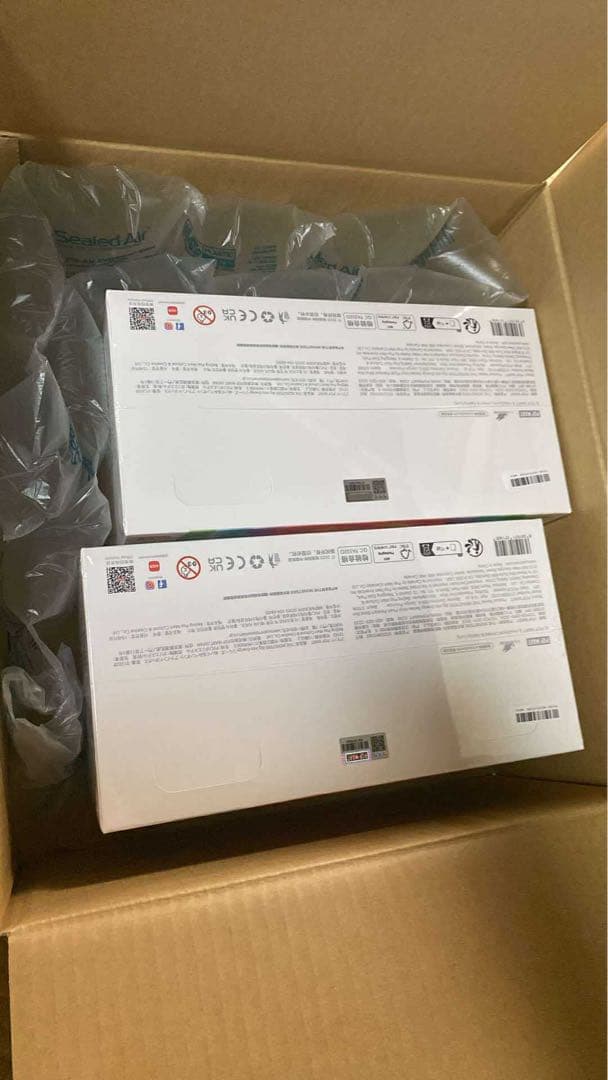 新品 POP MART Big into Energy ぬいぐるみ アソート1個