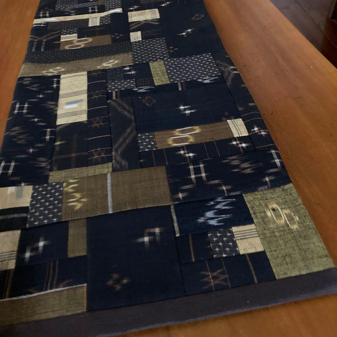着物はぎれ　古布　久米島紬　タペストリー　フリーマット　パッチワーク