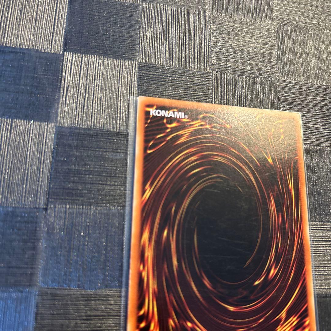 遊戯王 リボルバー・ドラゴン レリーフ 1枚