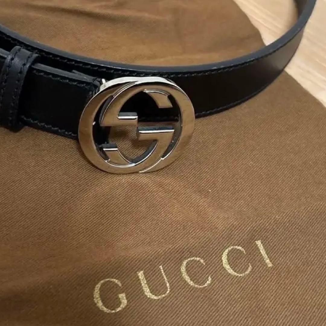 GUCCI ブラックレザー GGロゴベルト