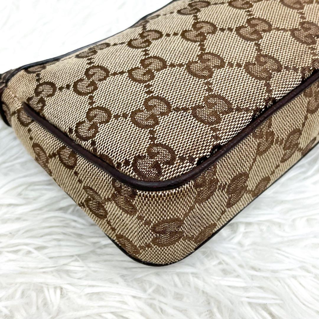 希少 グッチ アクセサリーポーチ ブーツチャーム GGキャンバス レザー