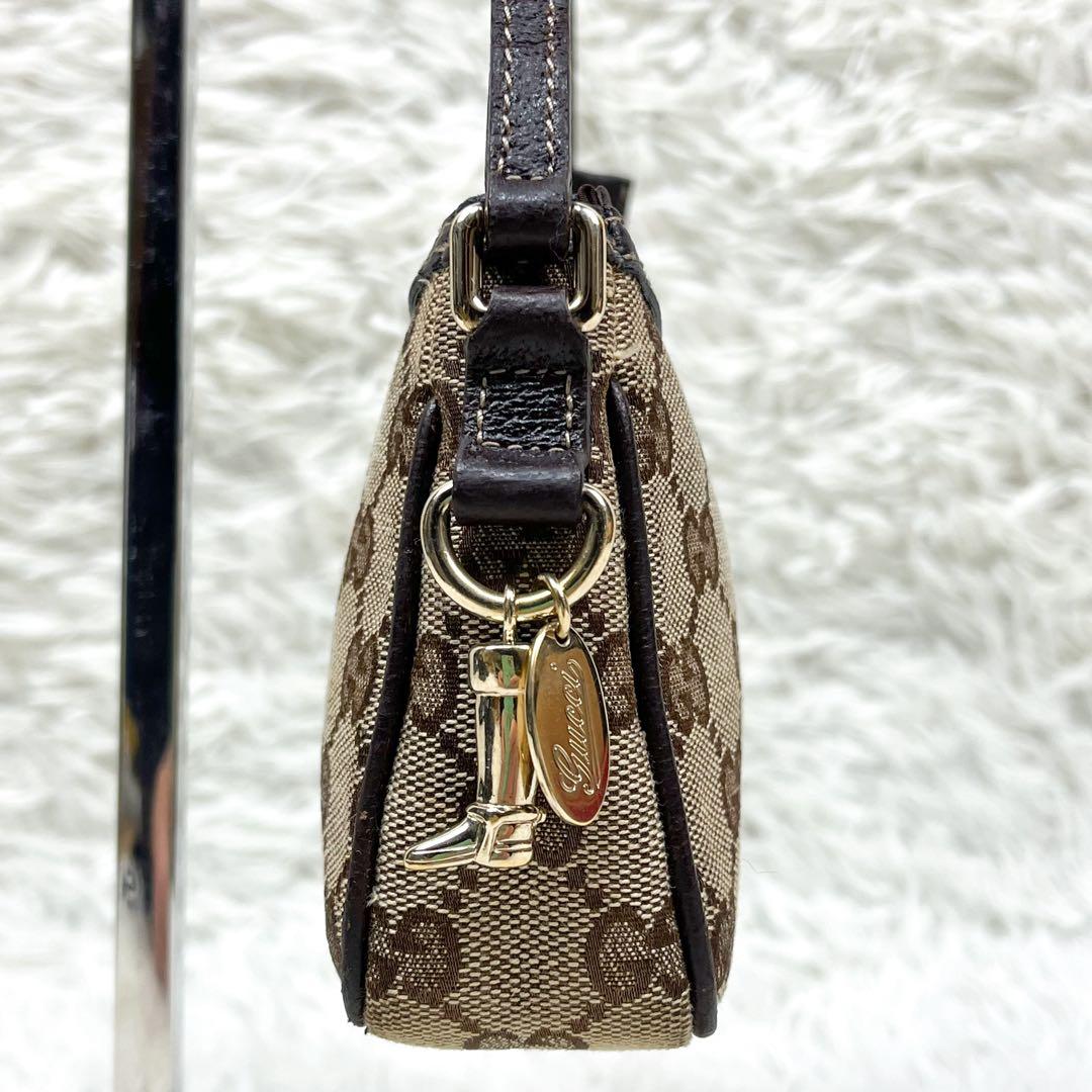 希少 グッチ アクセサリーポーチ ブーツチャーム GGキャンバス レザー