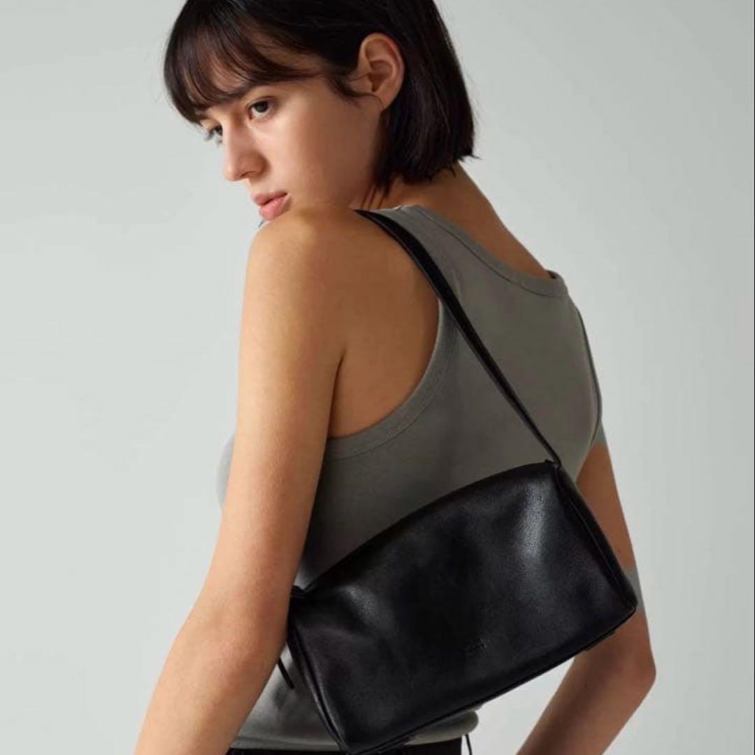 即日発送　Facade pattern レザーボックスショルダーバッグ