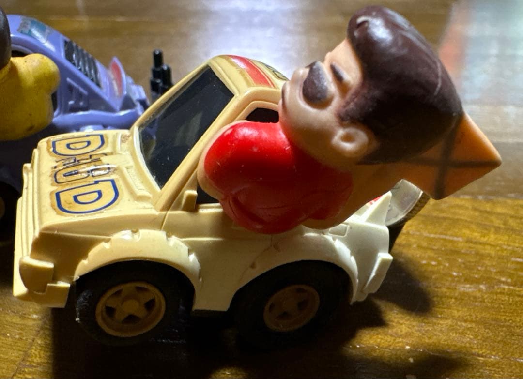超激レア品　 メーカー自主回収品なのにここに？ タカラ箱乗りチョロＱ2台も！