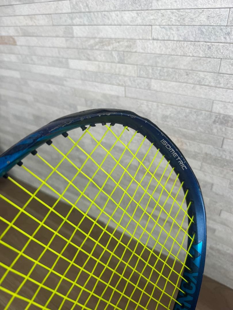 EZONE100 イーゾーン　ヨネックステニスラケット　YONEX