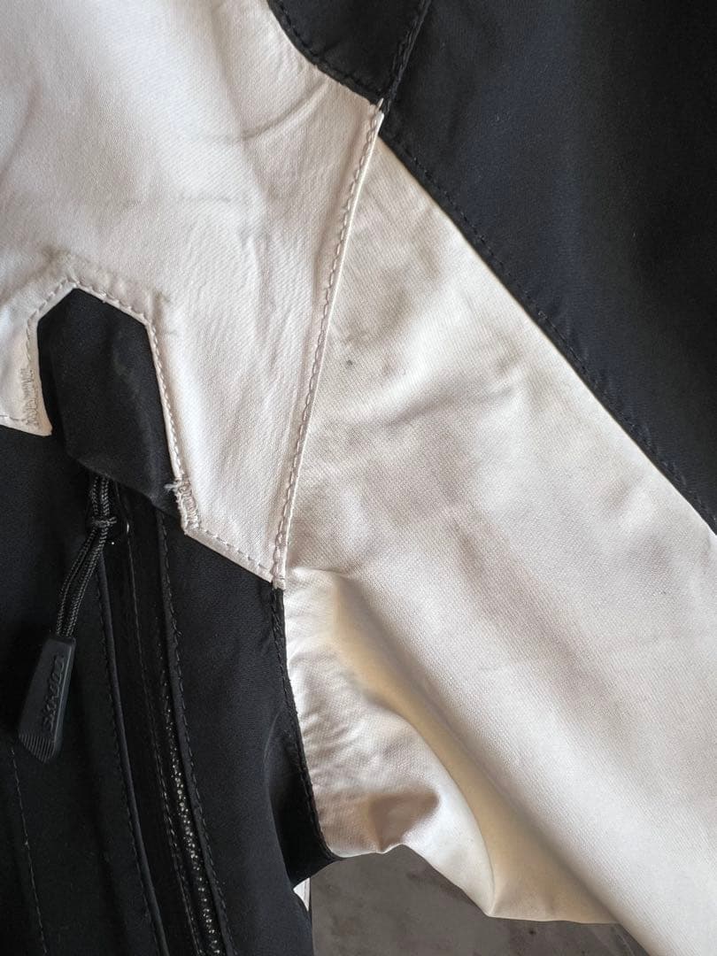 売り切り最終価格 ski-doo スノーモービルウェアセット 黒/白