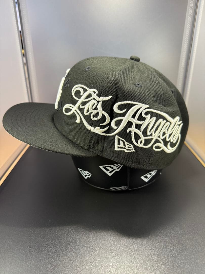 born x raised ミスターカートゥーン ドジャース