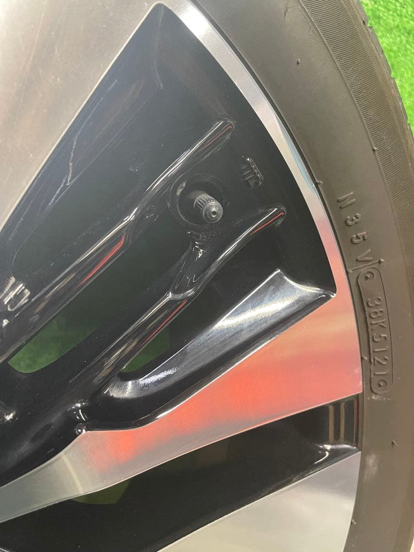 30 後期　アルファード　ヴェルファイア　純正　18インチ　235/50R18