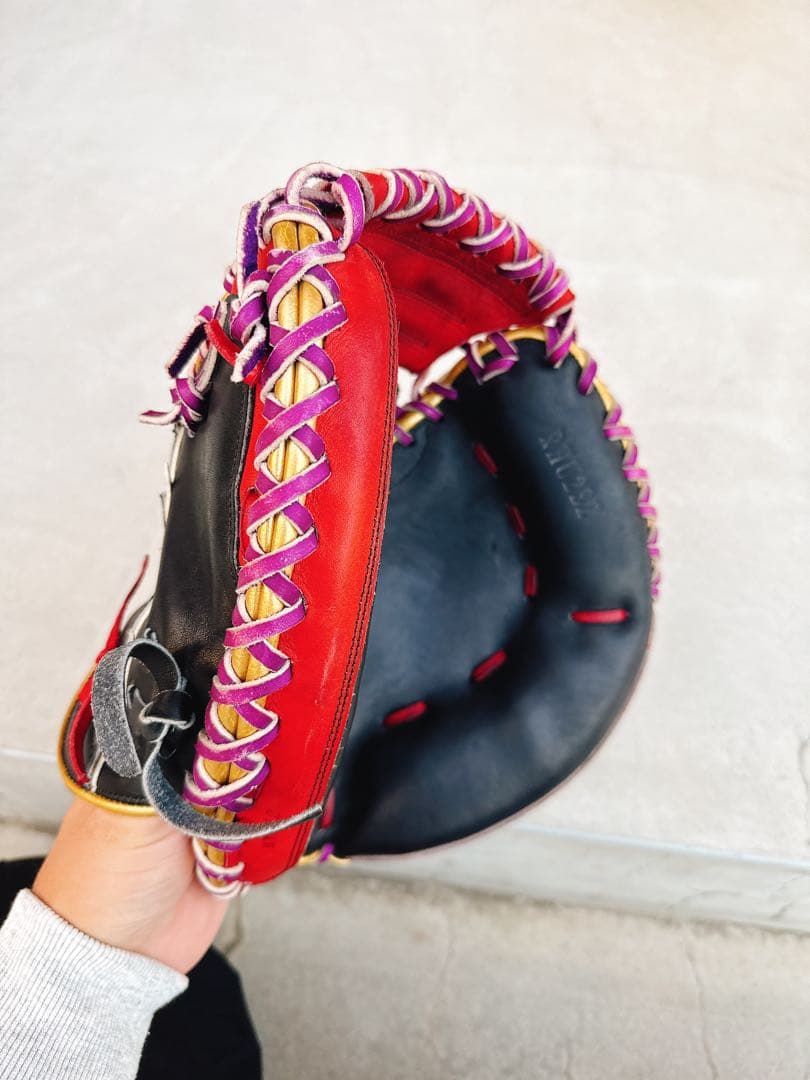 Wilson キャッチャーミット 赤/黒