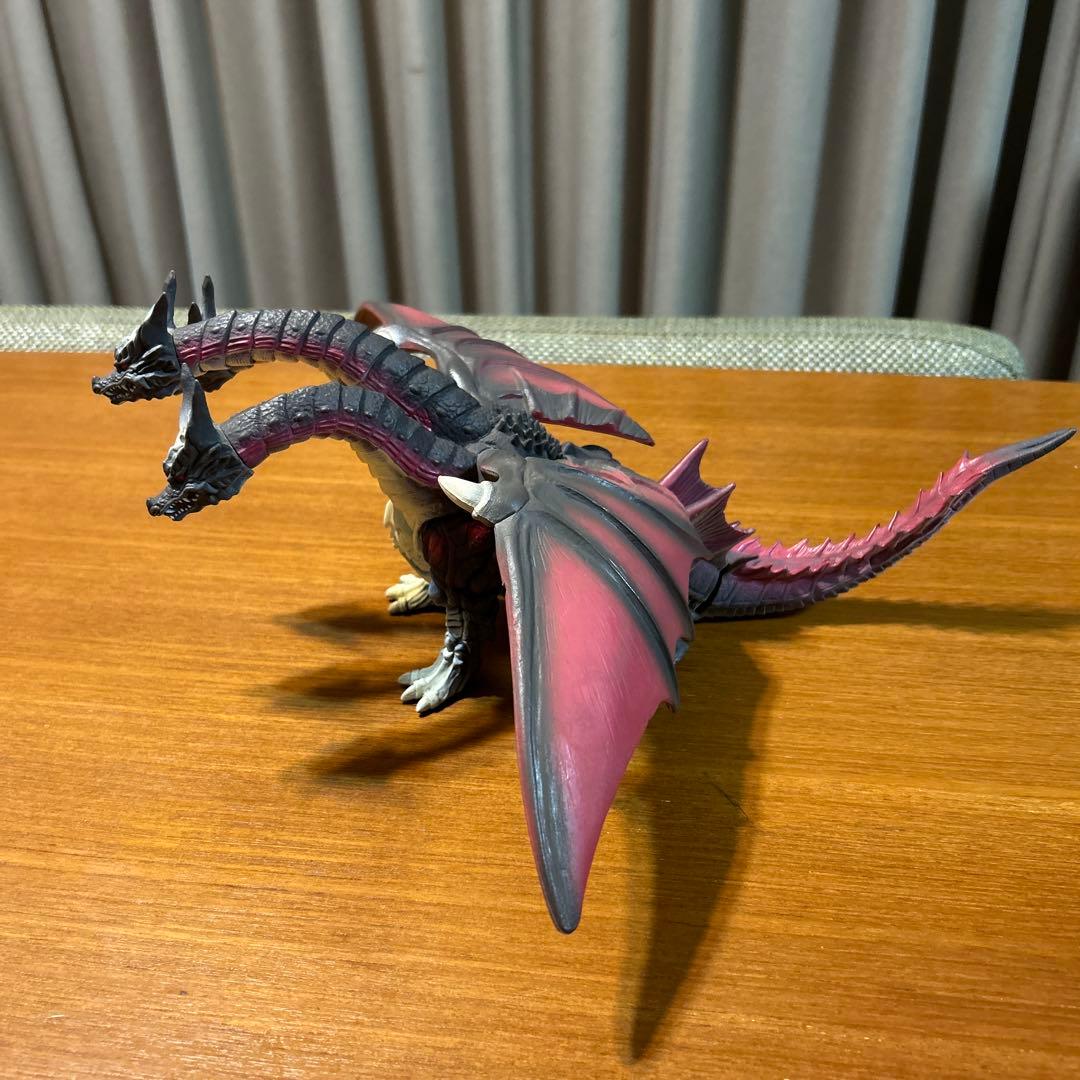 フィギュア デスギドラ　ゴジラシリーズ　全長約30cm