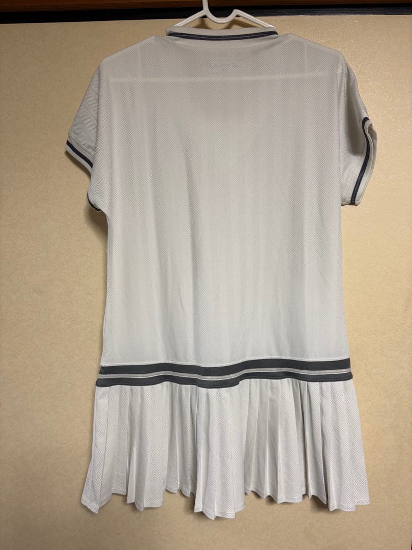 Babolat ホワイト　ワンピース　XL