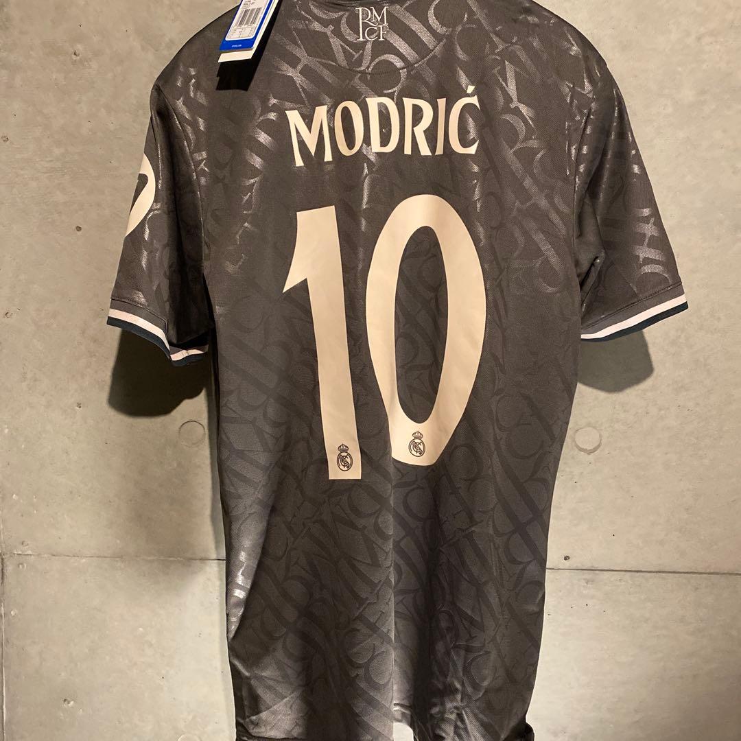 モドリッチ　レアル・マドリード 24/25 サード　CL仕様