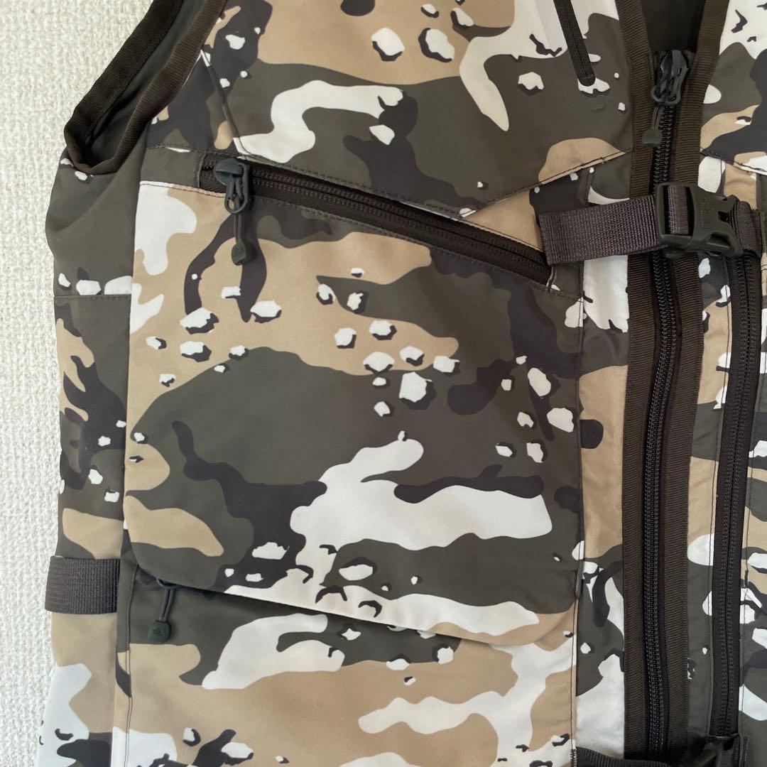 Lノースフェイスカモフラ迷彩5ポケットフィッシングベストタグ付き