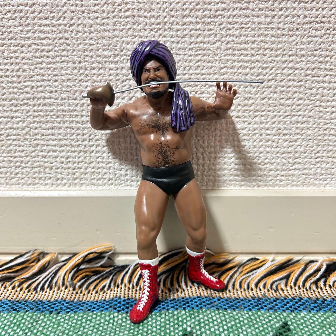 希少 キャラプロ タイガー・ジェット・シン 紫ターバン フィギュア