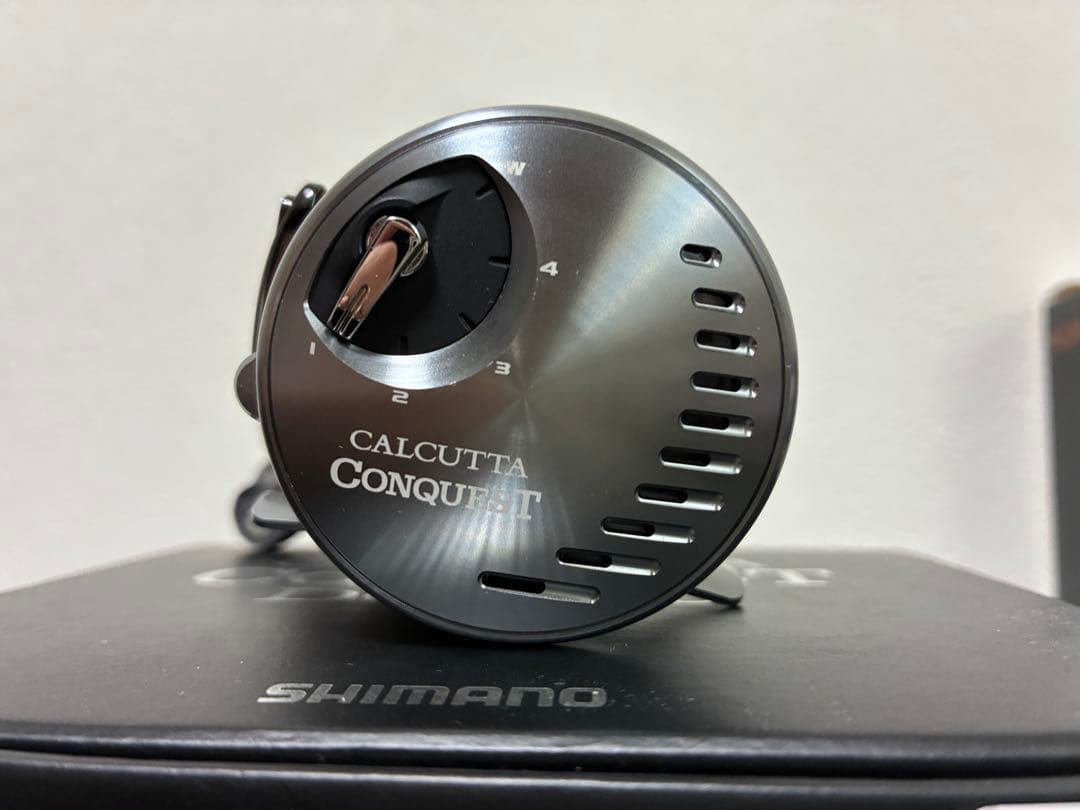 ゴキブリ　シマノ カルカッタコンクエスト DC200