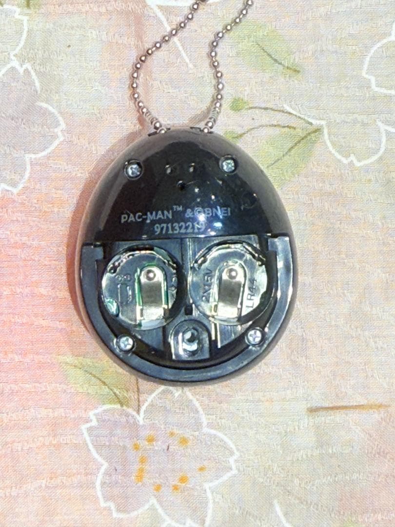 【動作確認済】海外限定　たまごっちナノ パックマン　ケース付き