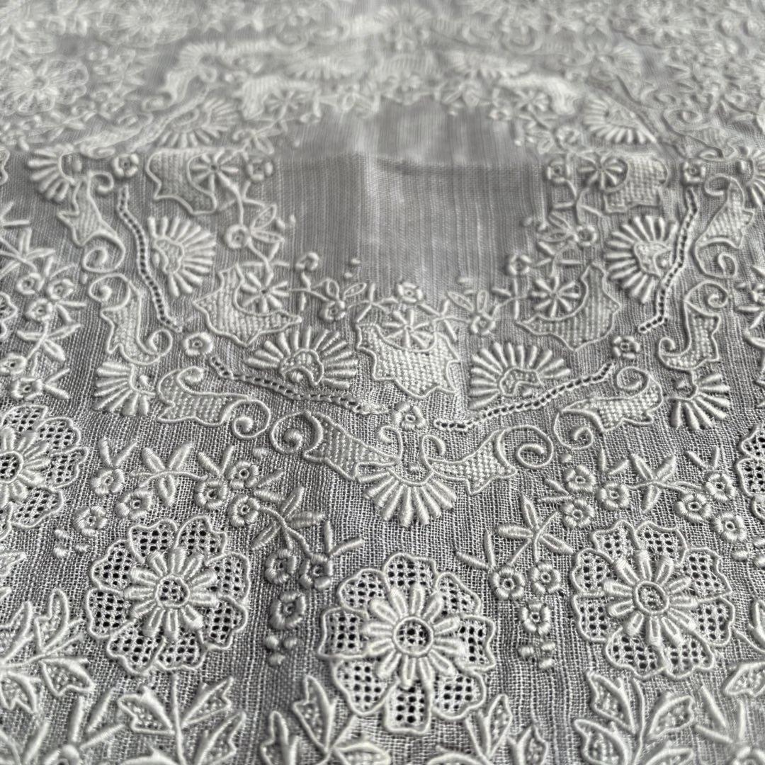 未使用　スワトウ　汕頭　手刺繍　ハンカチ　葡萄　蝶　ヴィンテージ