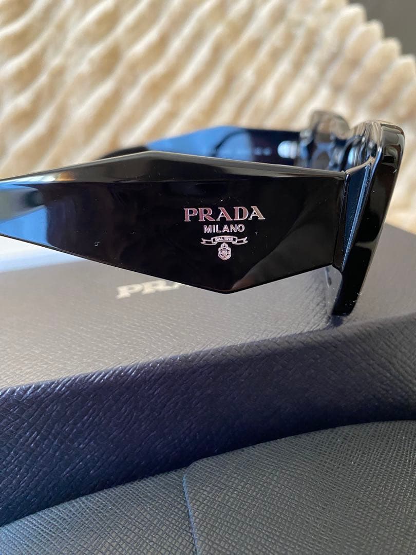 PRADA サングラス OPR 08YS 未使用