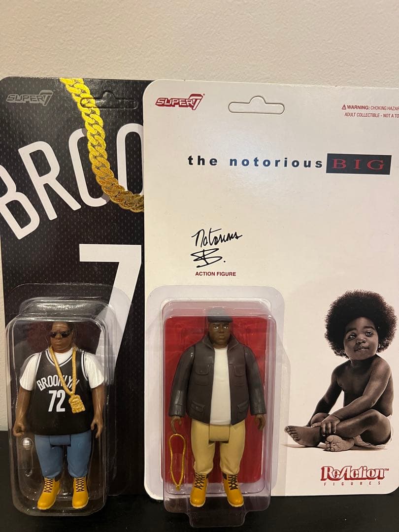 SUPER7 アクションフィギュア