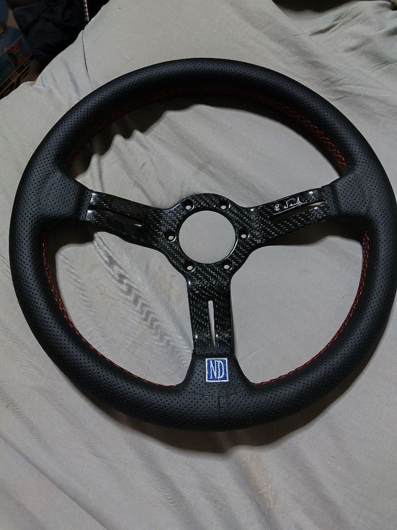 ND ステアリング 直径35cm ブラック/レッド
