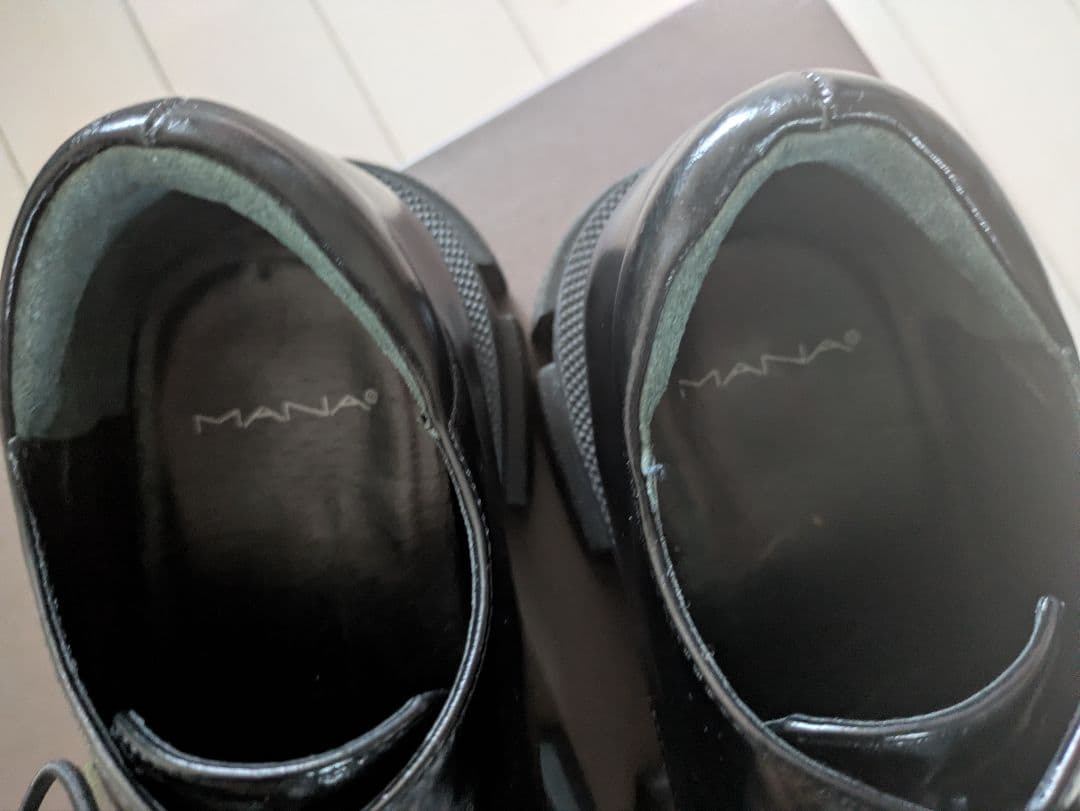 MANAブラックレザー ローファー