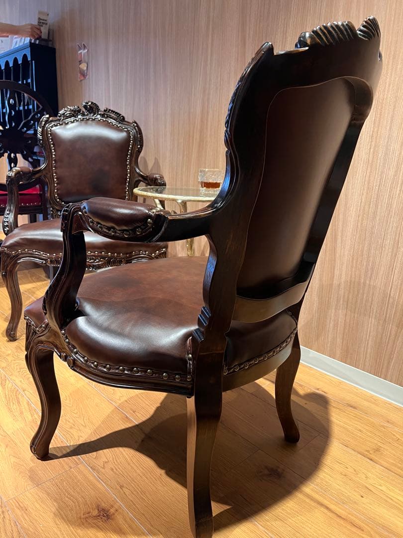 クラシックアームチェア ダークブラウン