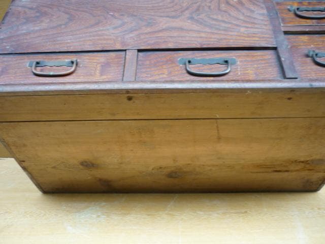 長火鉢　ケヤキ材　ひばし・灰ならし・五徳・猫板付き