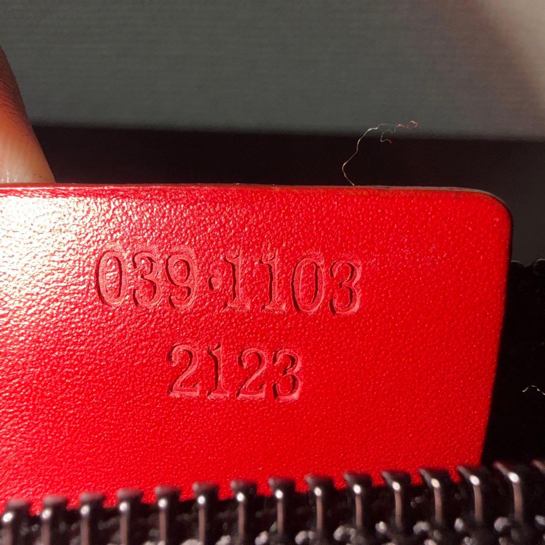 c*o様 グッチ アクセサリーポーチ GGキャンバス ハンドバッグ