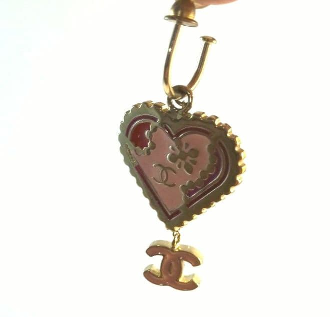 レア!シャネル CHANEL ハート型 ぶら下がりピアス 片耳