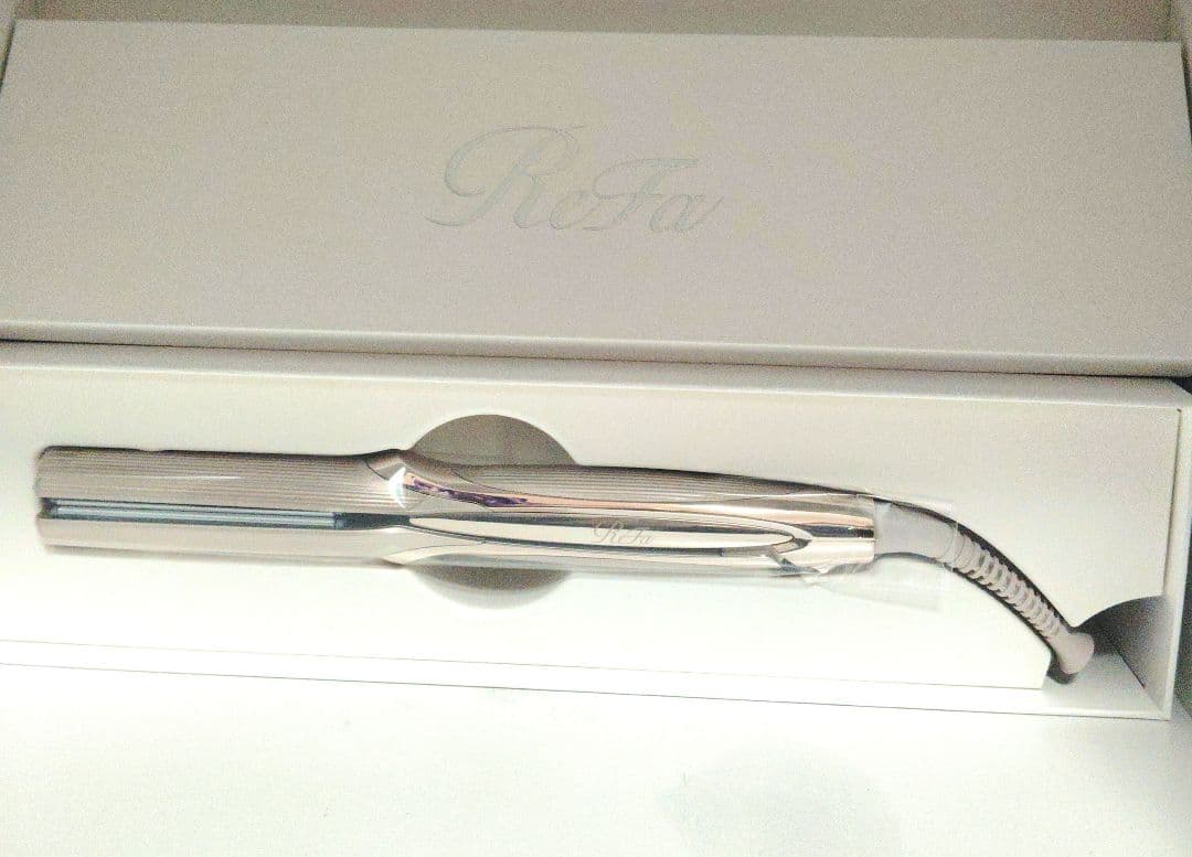 ReFa ストレートアイロン PRO+ シャンパングレージュ