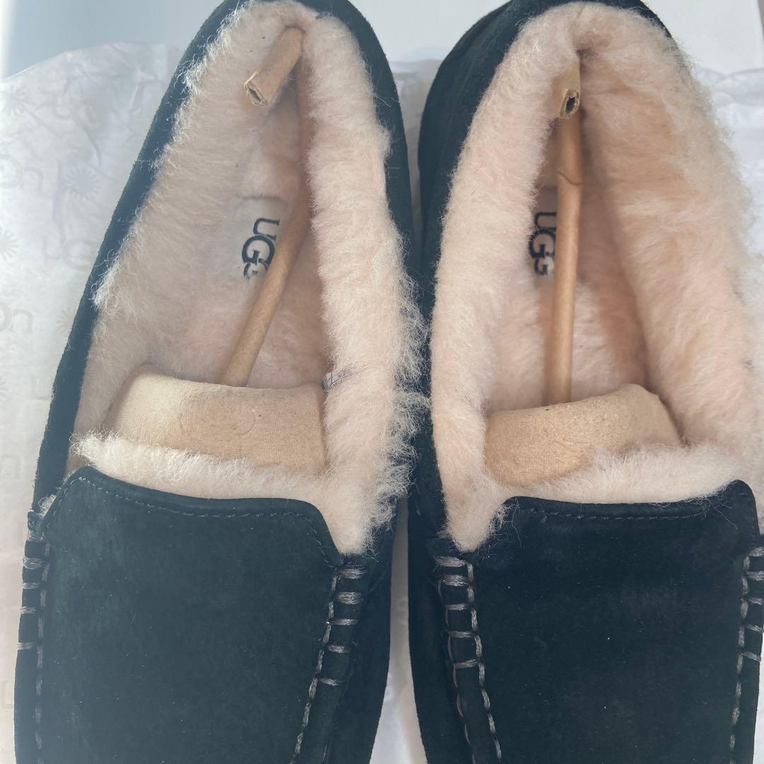 UGG アンスレー モカシンシューズ